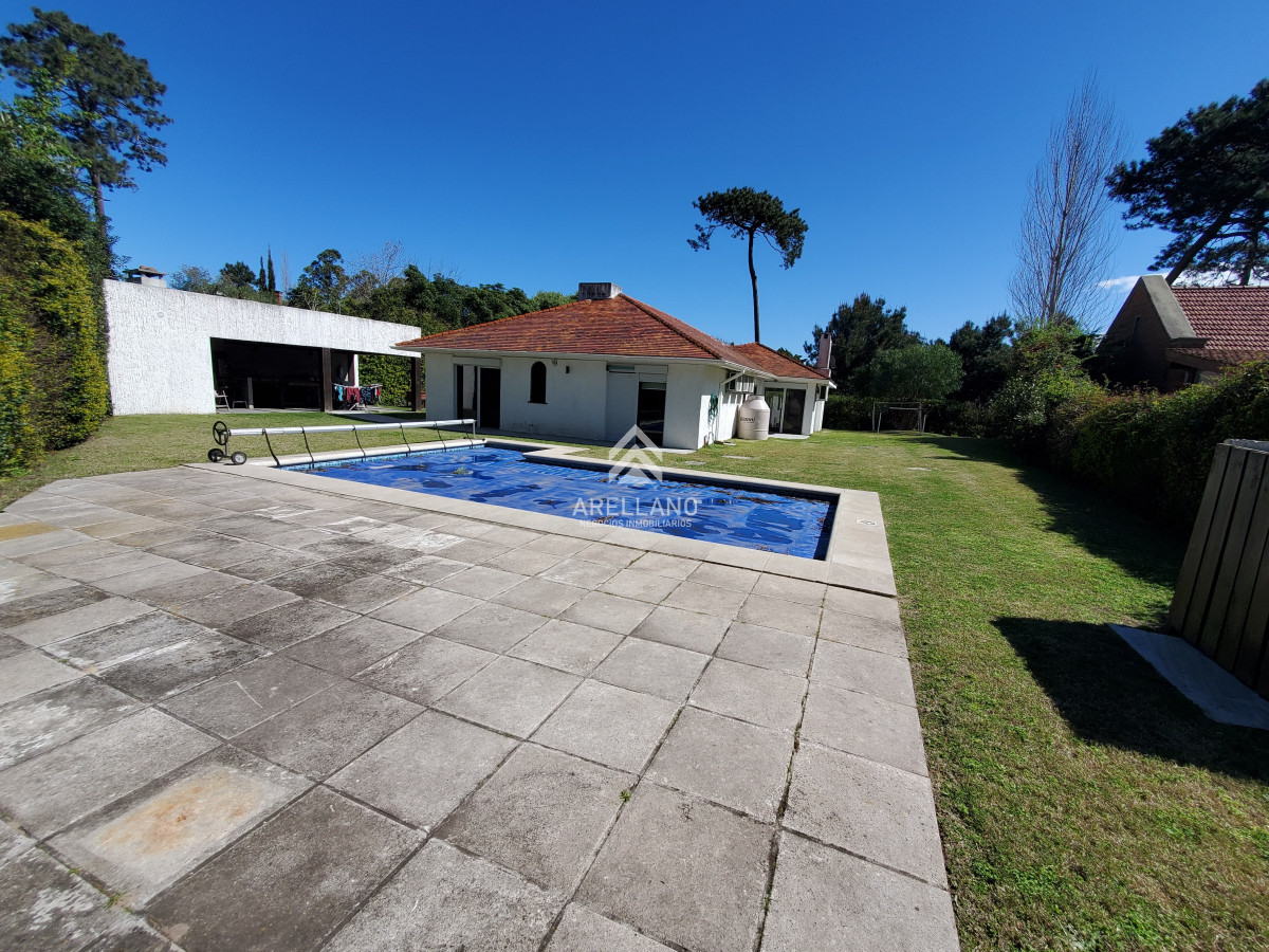 Casa ID.5444 - Venta casa 3 dormitorios 