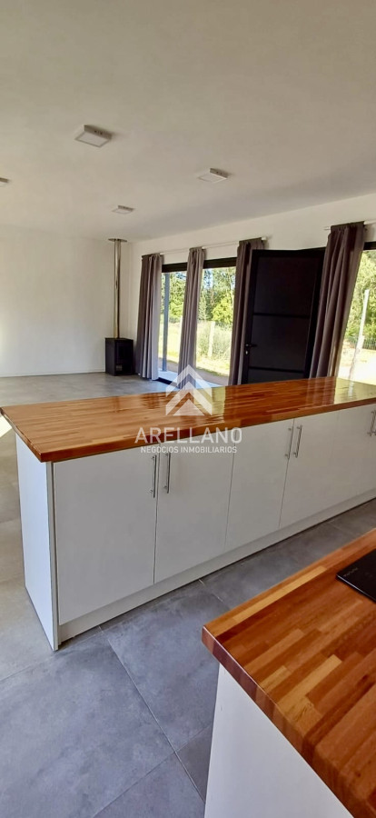 Casa ID.1631 - VENTA CASA DE 2 DORMITORIOS EN PARQUE BURNETT