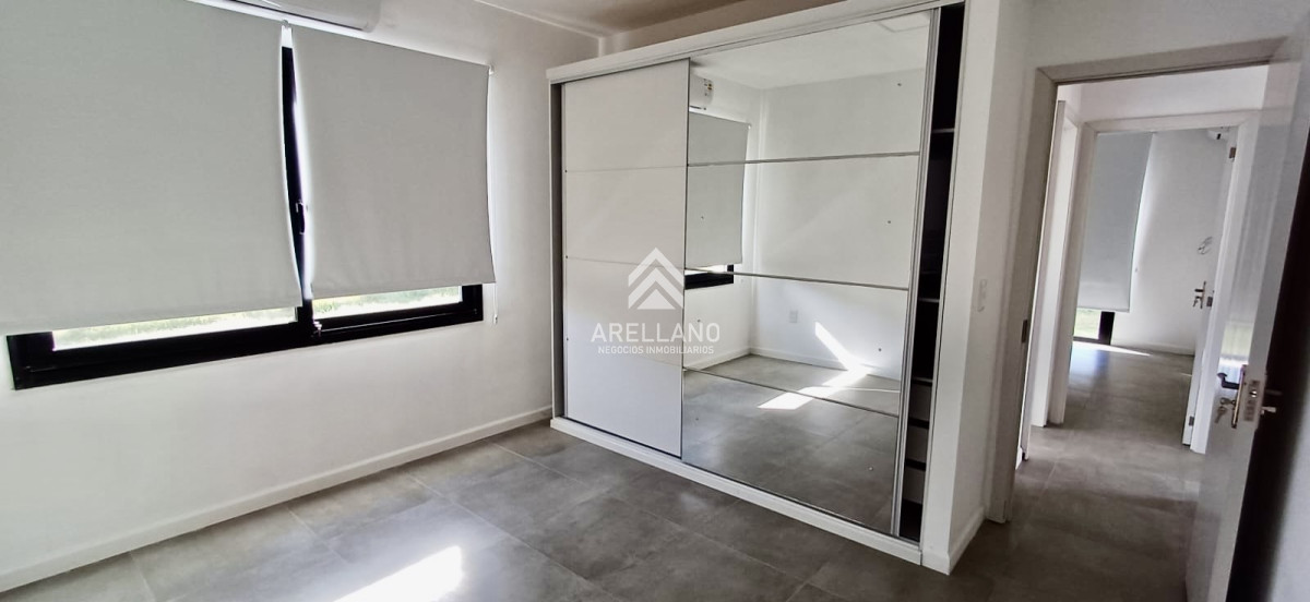 Casa ID.1631 - VENTA CASA DE 2 DORMITORIOS EN PARQUE BURNETT