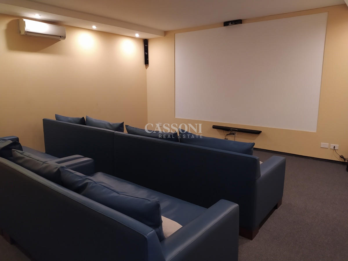 Apartamento ID.1037 - Muy lindo apartamento con todos los servicios a metros del mar y muy bajos gastos comunes.