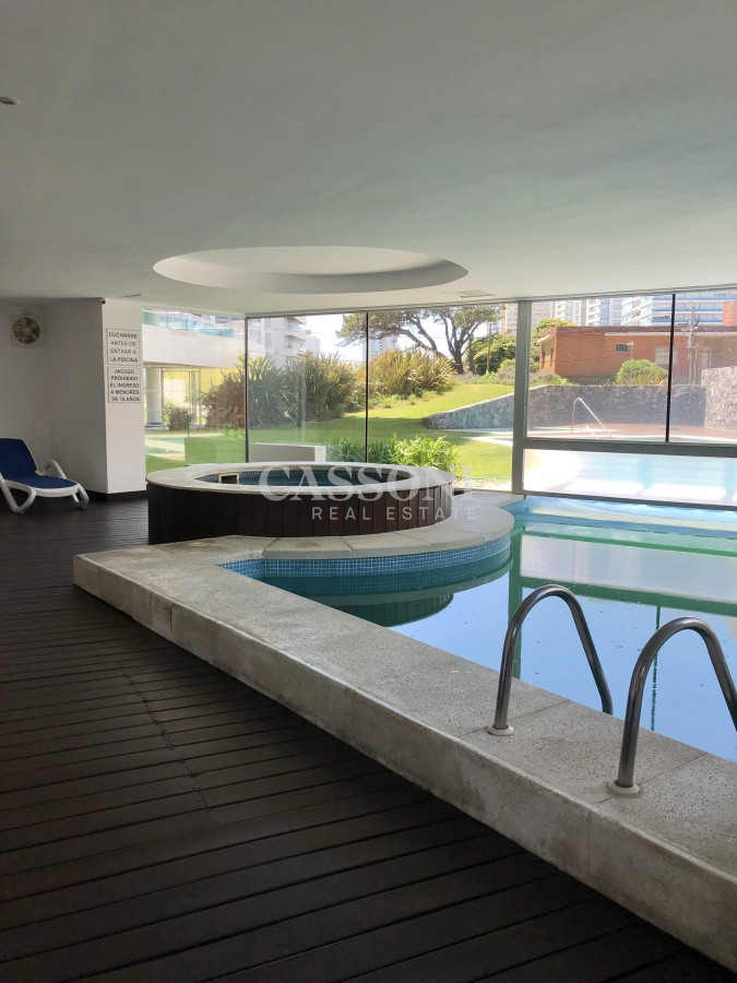 Apartamento ID.1037 - Muy lindo apartamento con todos los servicios a metros del mar y muy bajos gastos comunes.