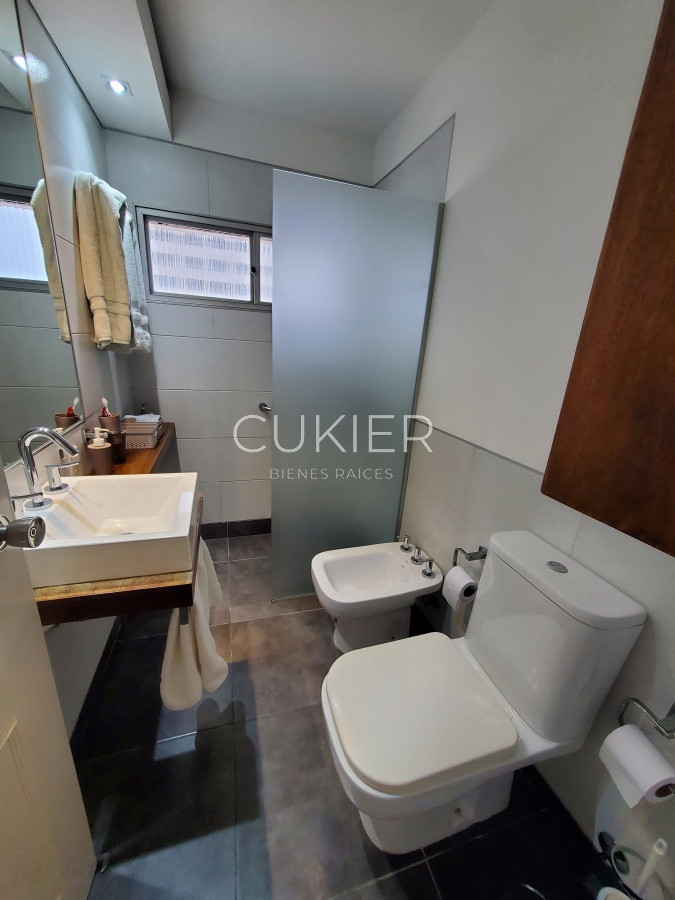 Apartamento ID.4103 - Penthouse con vista , 2 dormitorios y medio , 2 baños , Península  , Punta del Este 