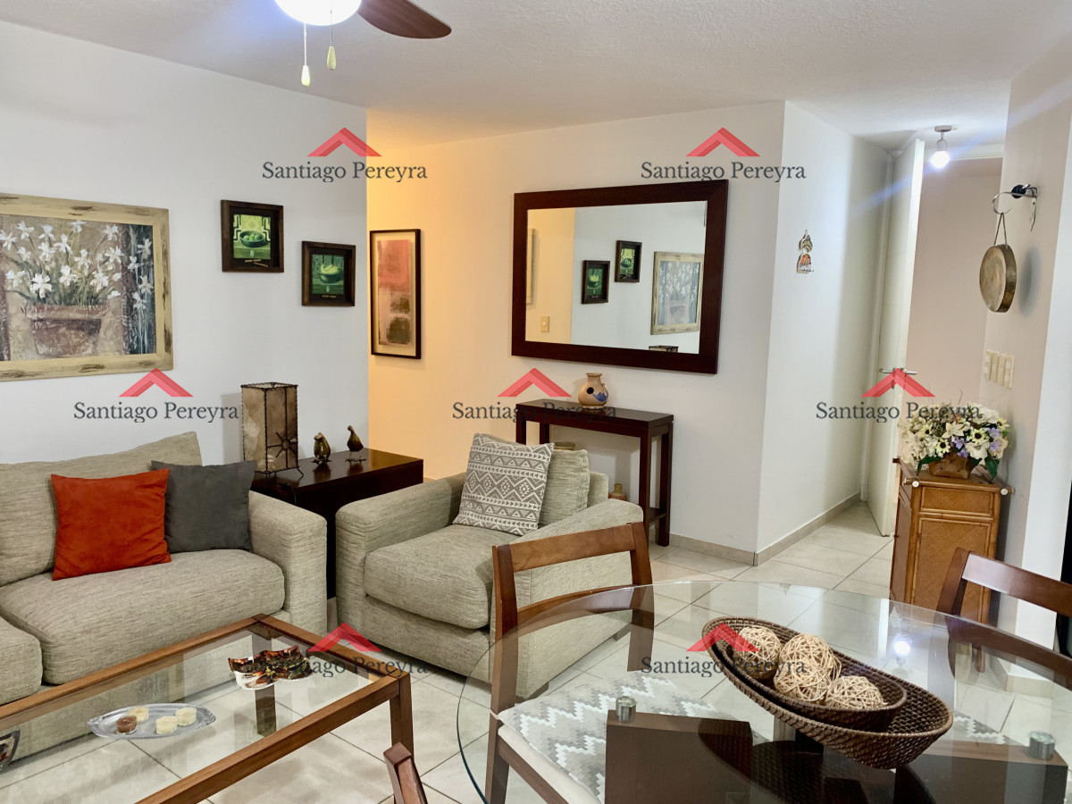 Apartamento ID.5736 - Muy lindo apartamento con todos los servicios a metros del mar y muy bajos gastos comunes