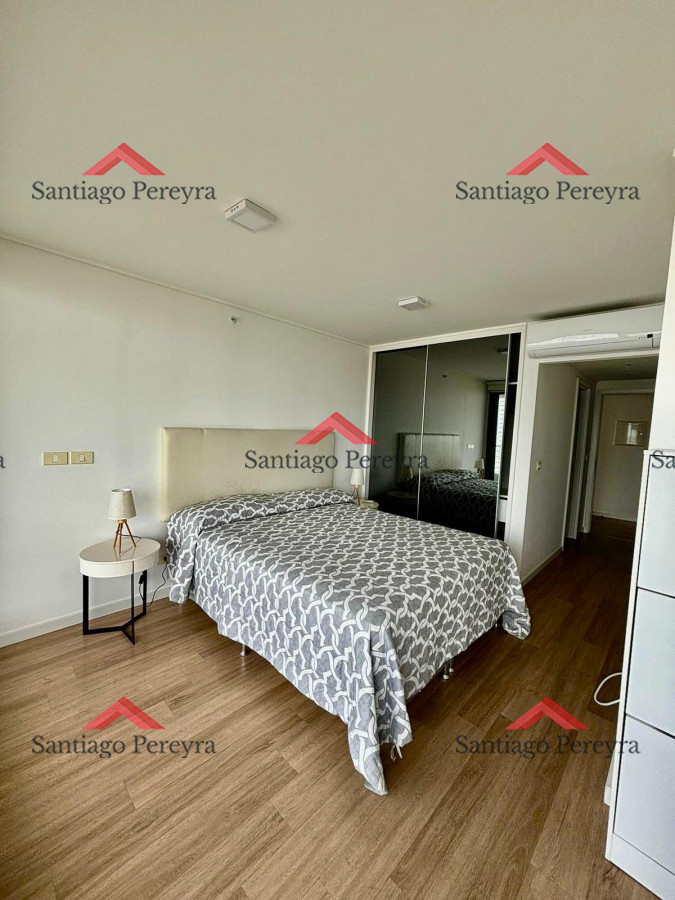 Apartamento ID.15866 - Apartamento en venta y alquiler temporal, Bv. Artigas.