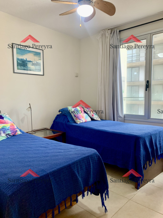 Apartamento ID.5736 - Muy lindo apartamento con todos los servicios a metros del mar y muy bajos gastos comunes