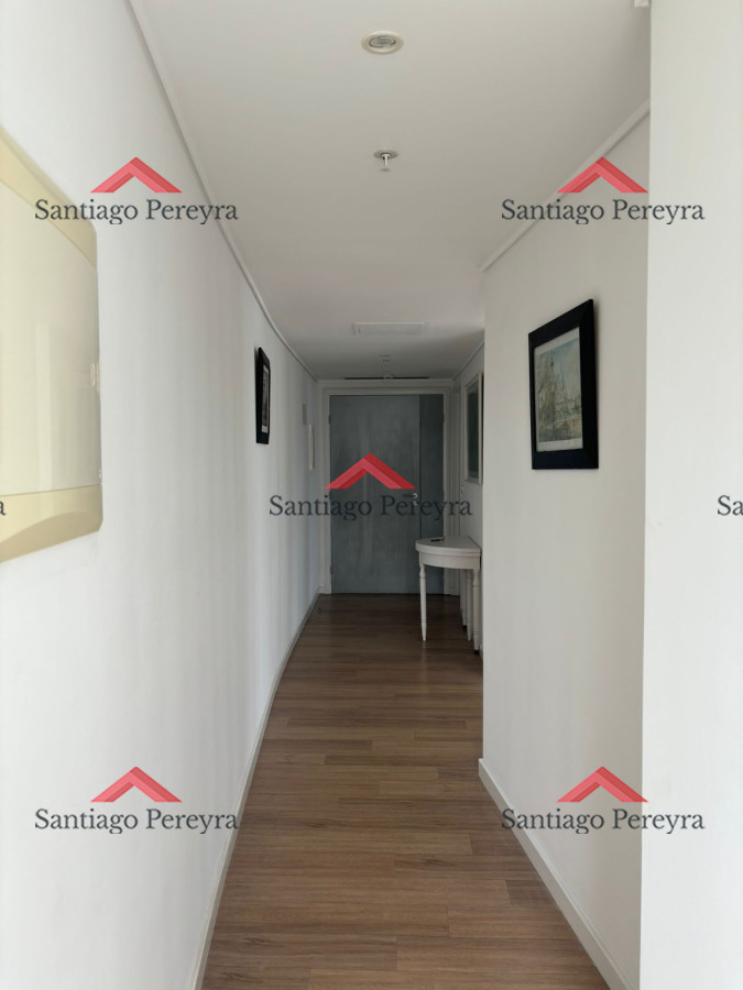 Apartamento ID.15866 - Apartamento en venta y alquiler temporal, Bv. Artigas.