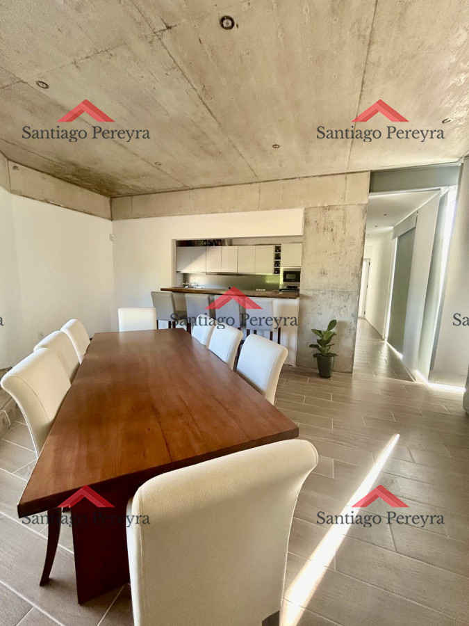 Casa ID.16574 - Hermosa casa  de 4 dormitorios en Rincón del Indio, con piscina climatizada