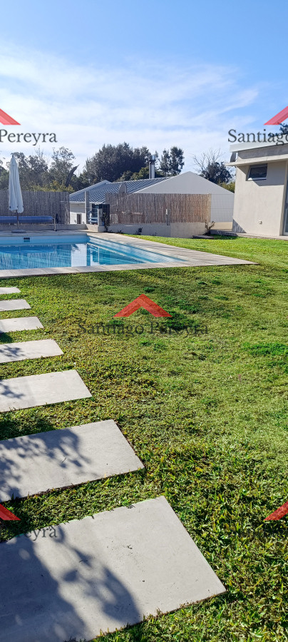 Casa ID.16574 - Hermosa casa  de 4 dormitorios en Rincón del Indio, con piscina climatizada
