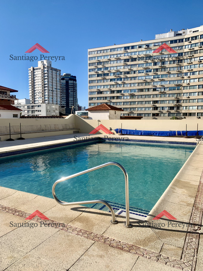Apartamento ID.17302 - Apartamento en venta de 2 dormitorios en la Península , Punta del Este