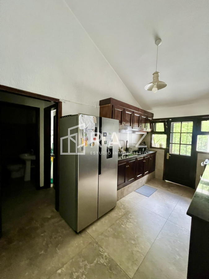 Casa ID.11377 - Casa en venta de 3 dormitorios 2 baños ,piscina ,  Marly  , ideal para todo el año , Punta del Este 