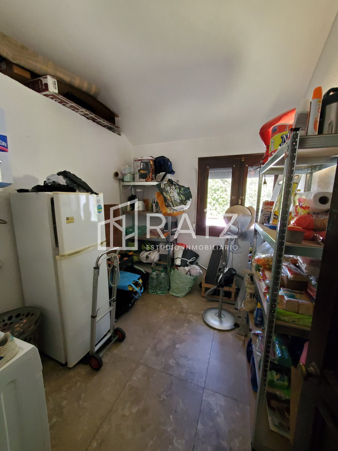 Casa ID.11377 - Casa en venta de 3 dormitorios 2 baños ,piscina ,  Marly  , ideal para todo el año , Punta del Este 