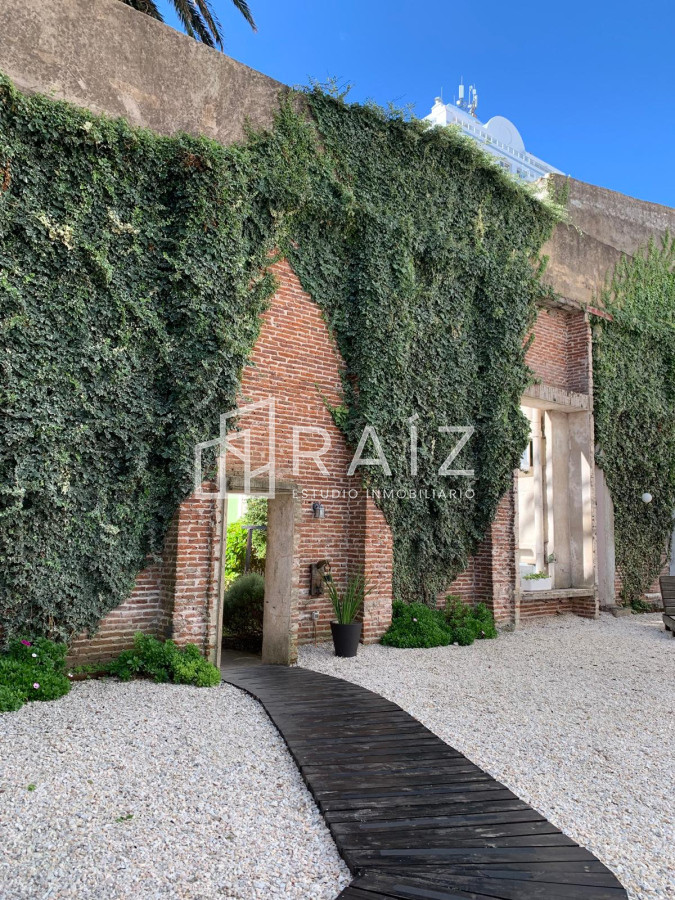 Apartamento ID.10667 - Dos dúplex en venta, península Punta del Este 