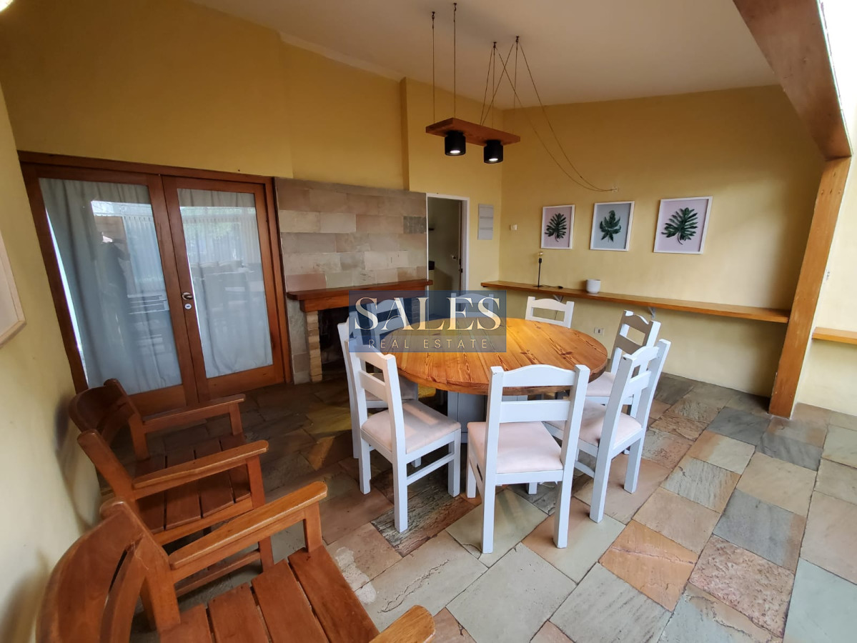 Casa ID.346 - Casa en venta y alquiler anual, 3 dormitorios, playa mansa Punta del Este.