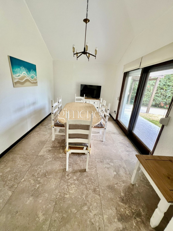 Casa ID.510 - Casa en venta de 3 dormitorios 3 baños ,piscina , ideal para todo el año , Punta del Este.