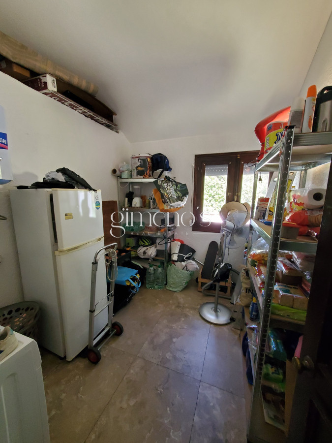 Casa ID.510 - Casa en venta de 3 dormitorios 3 baños ,piscina , ideal para todo el año , Punta del Este.