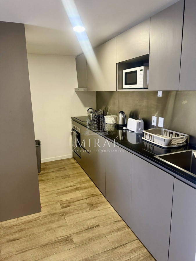 Apartamento ID.237 - Apartamento de 2 dormitorios en venta con garaje, parada 10 de la mansa, full equipado.