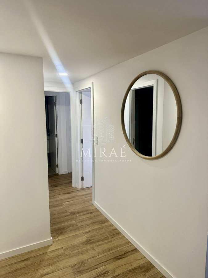 Apartamento ID.237 - Apartamento de 2 dormitorios en venta con garaje, parada 10 de la mansa, full equipado.