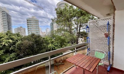 VENTA DE APARTAMENTO DE 1 DORMITORIO EN AIDY GRILL PUNTA DEL ESTE