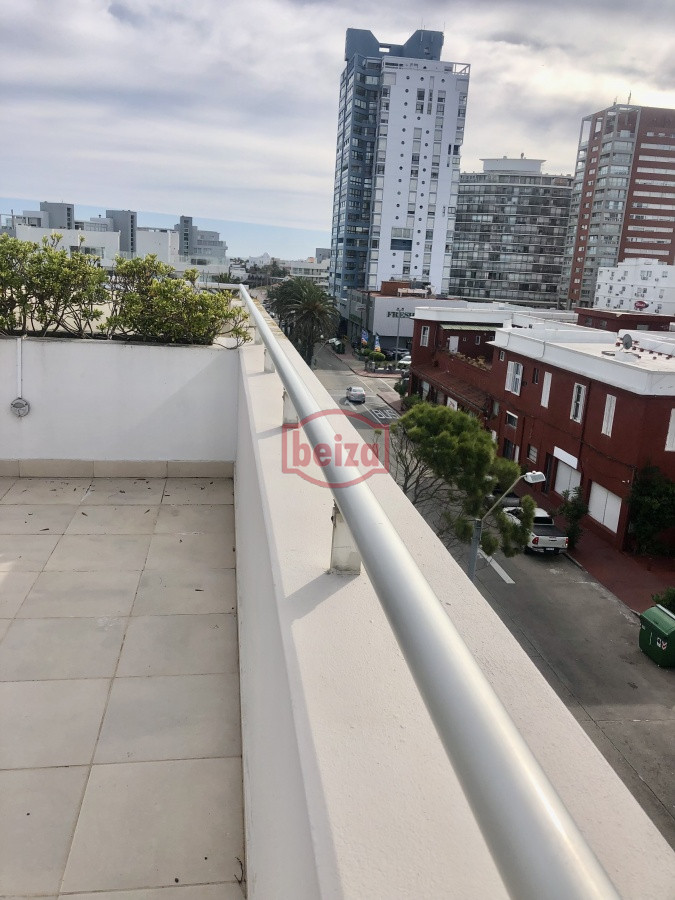 Apartamento ID.165785/Hermoso-Departamento-en-venta-con-agradable-vista. - APARTAMENTO EN VENTA 