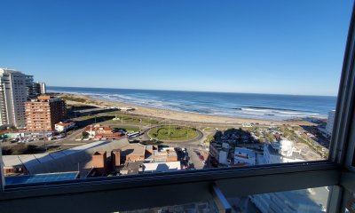 venta apto 3 dorm mas dependencia Mansa y brava  primeras paradas