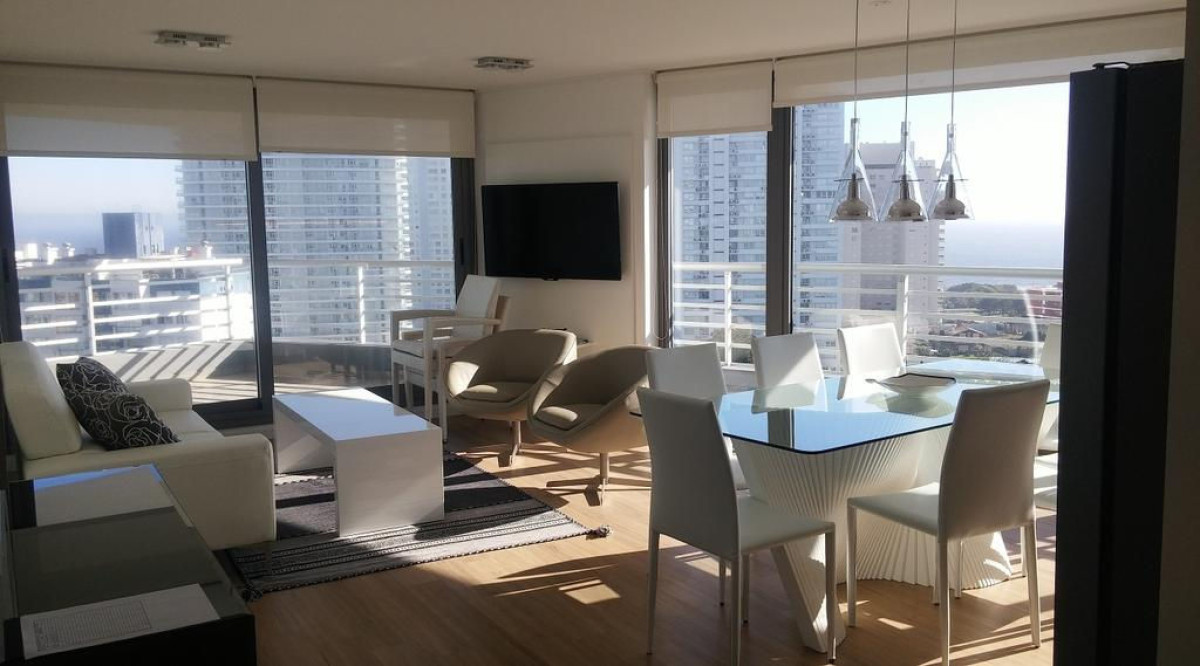 Hermoso apartamento a estrenar Playa Mansa