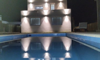 Casa de 3 dormitorios, 3 baños y piscina en Balneario Buenos Aire