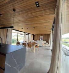 EXCELENTE CASA EN BARRIO PRIVADO LA BARRA