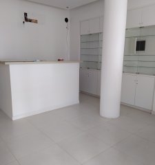 Local en venta sobre Gorlero, muy amplio.