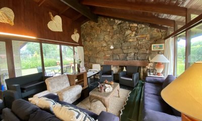 Venta de hermosa casa en barrio Marly Punta del Este. - Ref : EQP2576