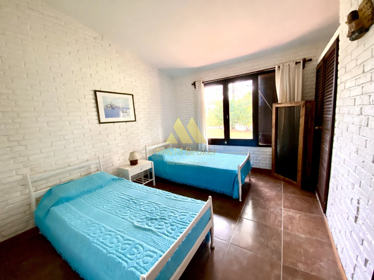Casa ID.614 - Venta casa 4 dormitorios Pinares Punta del Este
