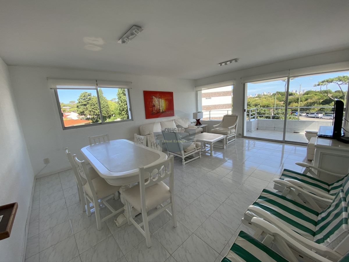 Apartamento ID.5570 - APARTAMENTO EN VENTA 3 DORMITORIOS EN PLAYA MANSA