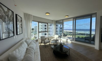 Excelente apartamento en venta en Punta del Este.