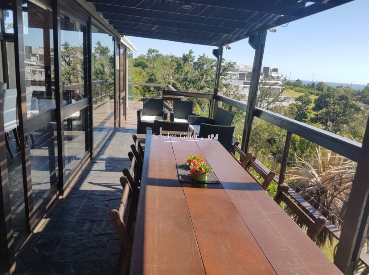 Casa ID.1262 - Casa en Punta Ballena 4 dormitorios con piscina y parrillero