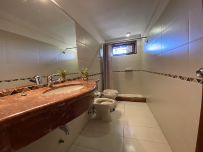 Casa ID.1262 - Casa en Punta Ballena 4 dormitorios con piscina y parrillero