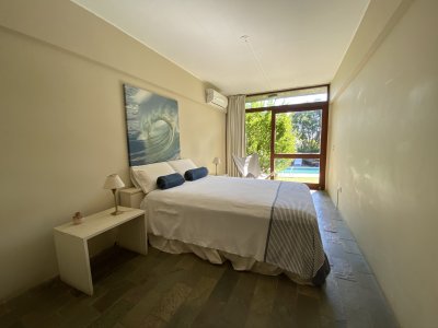 Casa ID.1262 - Casa en Punta Ballena 4 dormitorios con piscina y parrillero