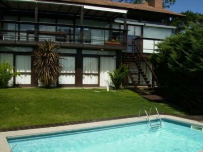Casa ID.1262 - Casa en Punta Ballena 4 dormitorios con piscina y parrillero