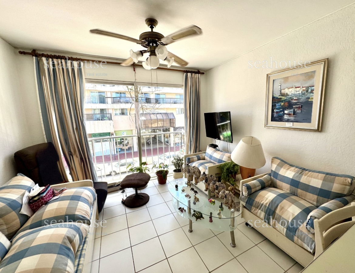 Apartamento Ref.1122 - Excelente Apartamento ubicado en la Península - Punta del Este! 