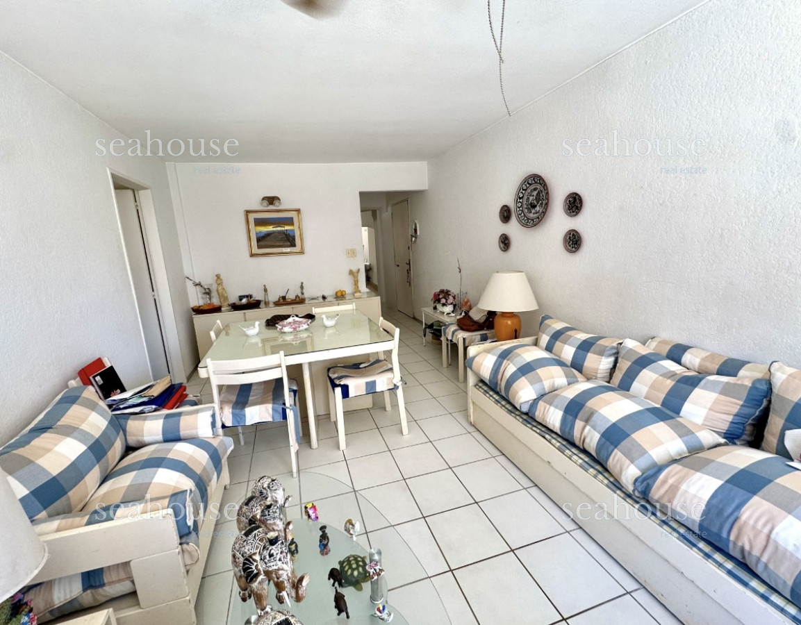 Apartamento Ref.1122 - Excelente Apartamento ubicado en la Península - Punta del Este! 
