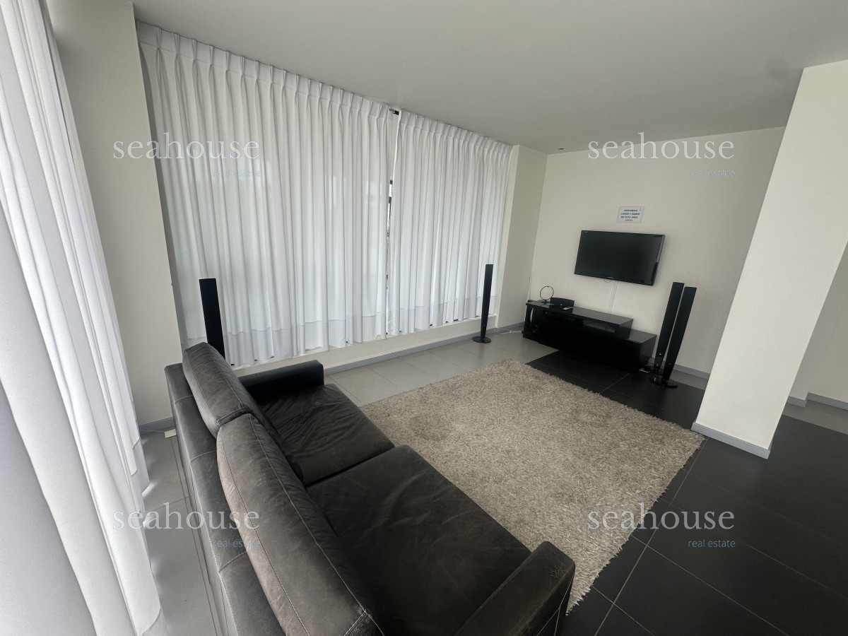 Apartamento Ref.1120 - Excelente oportunidad a metros del mar! 