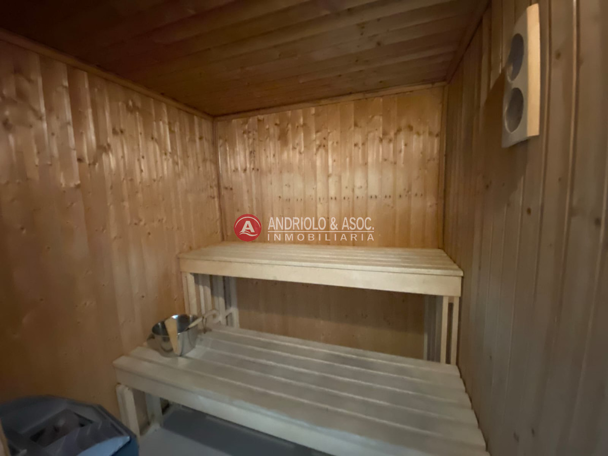 Apartamento ID.7185 - Hermoso apartamento en alquiler anual con vista al mar y excelentes servicios.
