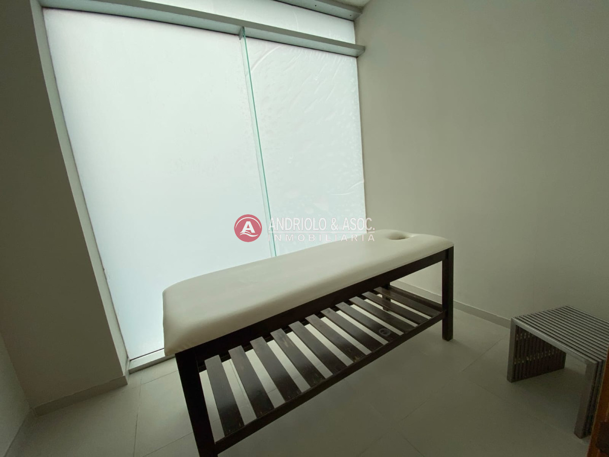 Apartamento ID.7185 - Hermoso apartamento en alquiler anual con vista al mar y excelentes servicios.