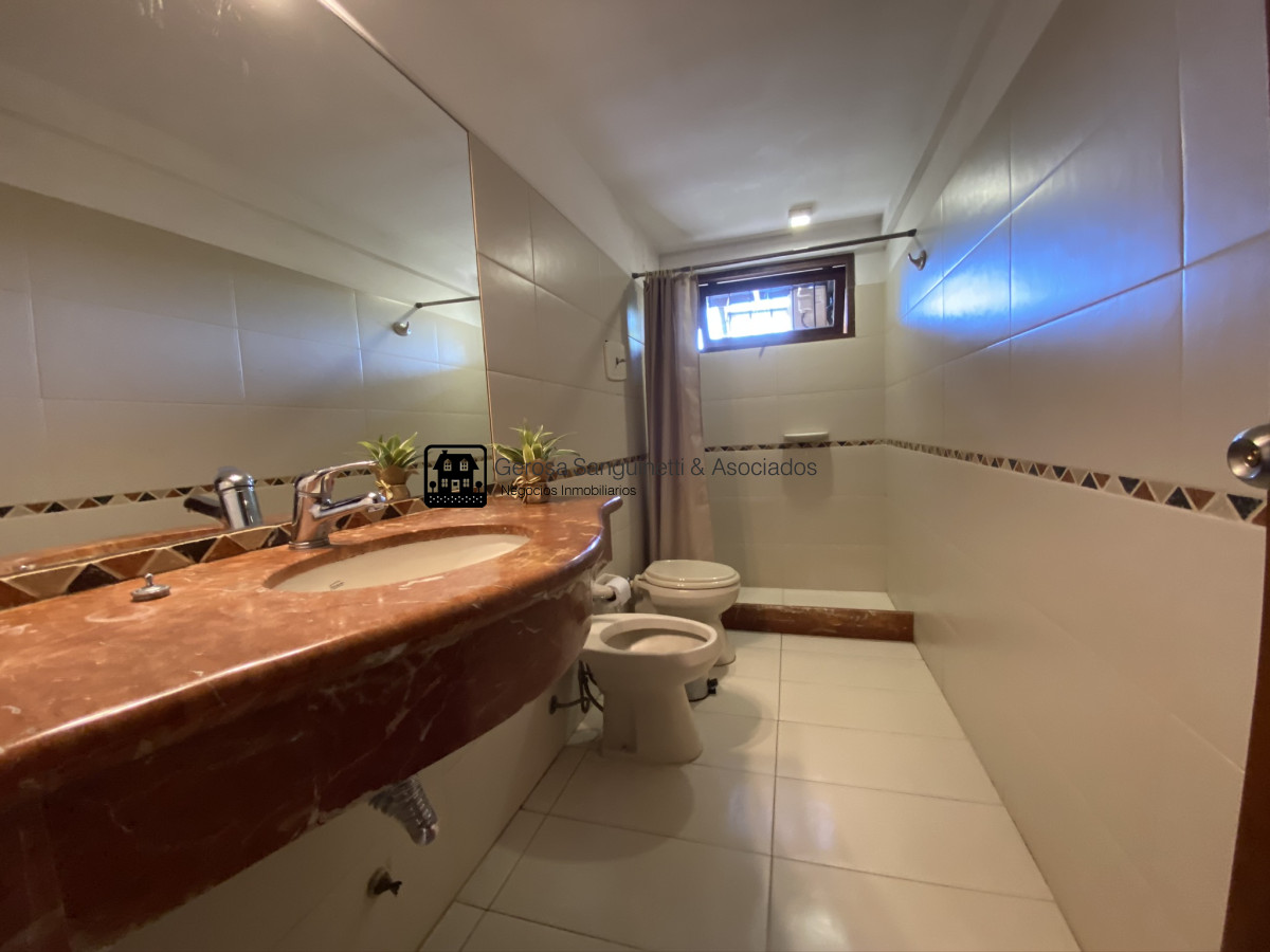 Casa ID.1566 - Casa en Punta Ballena 4 dormitorios con piscina y parrillero