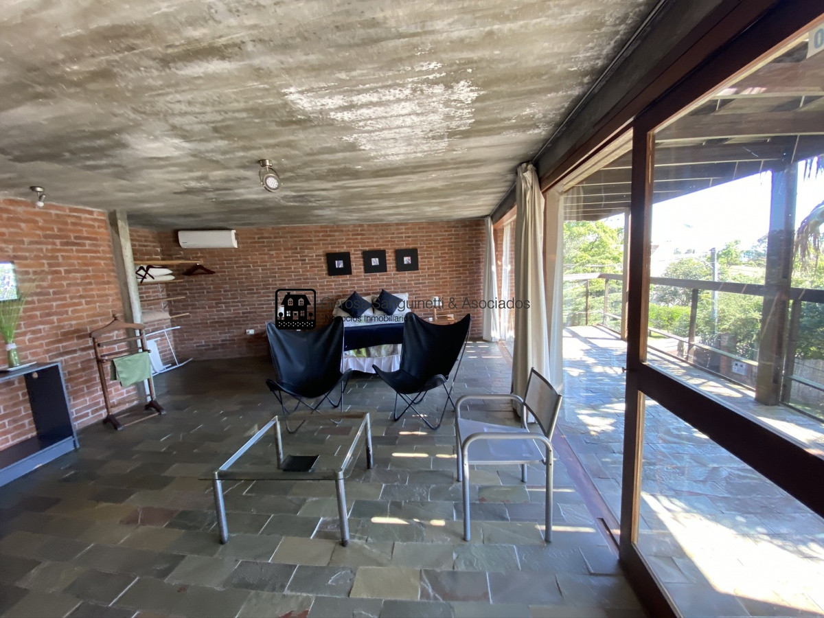 Casa ID.1566 - Casa en Punta Ballena 4 dormitorios con piscina y parrillero