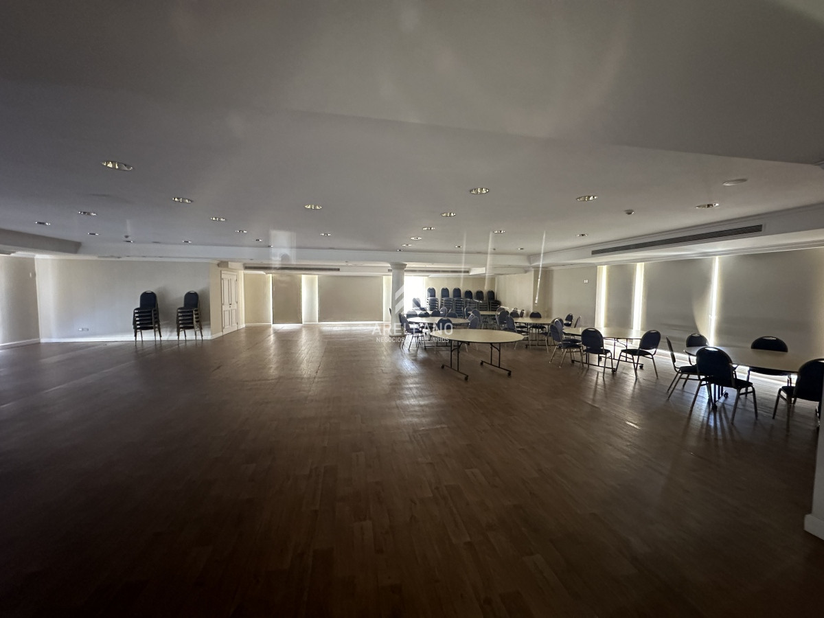 Apartamento ID.5977 - Espectacular apartamento en Mansa Punta del Este, con vista panorámica al mar. 