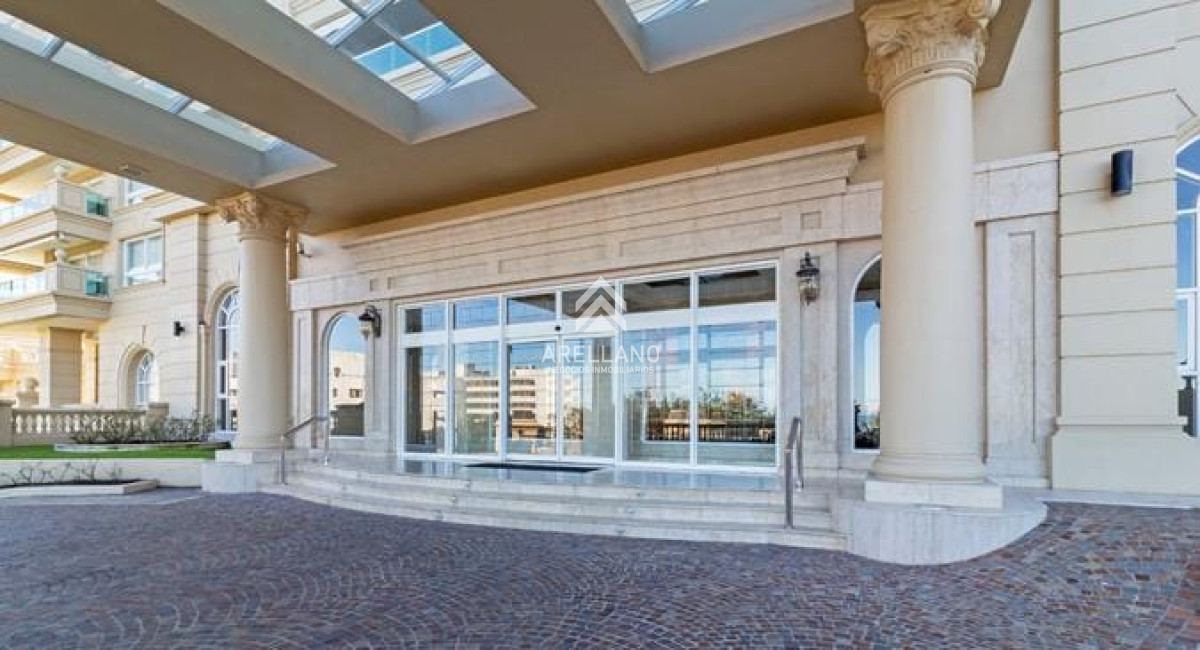 Apartamento ID.5977 - Espectacular apartamento en Mansa Punta del Este, con vista panorámica al mar. 