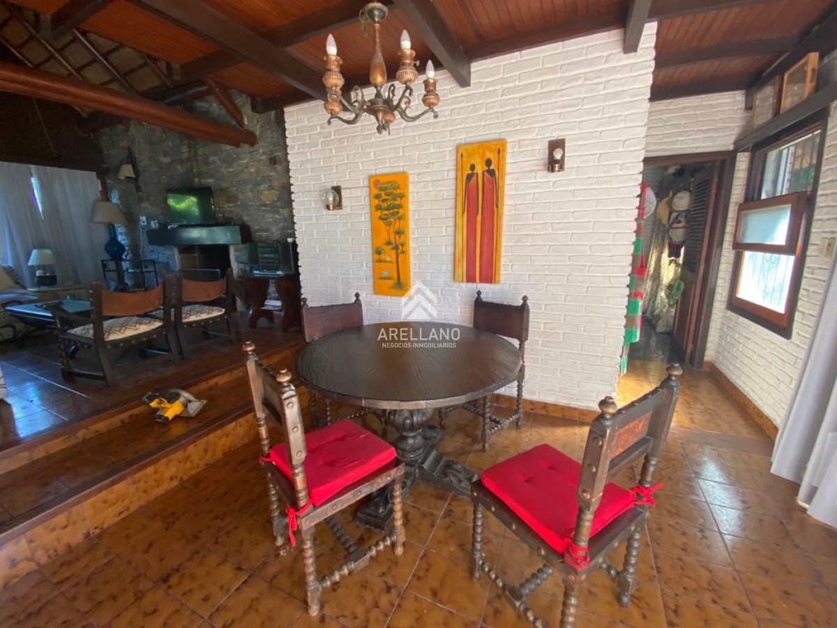 Casa ID.4125 - Casa en Pinares 3 dormitorios con piscina cerca del mar