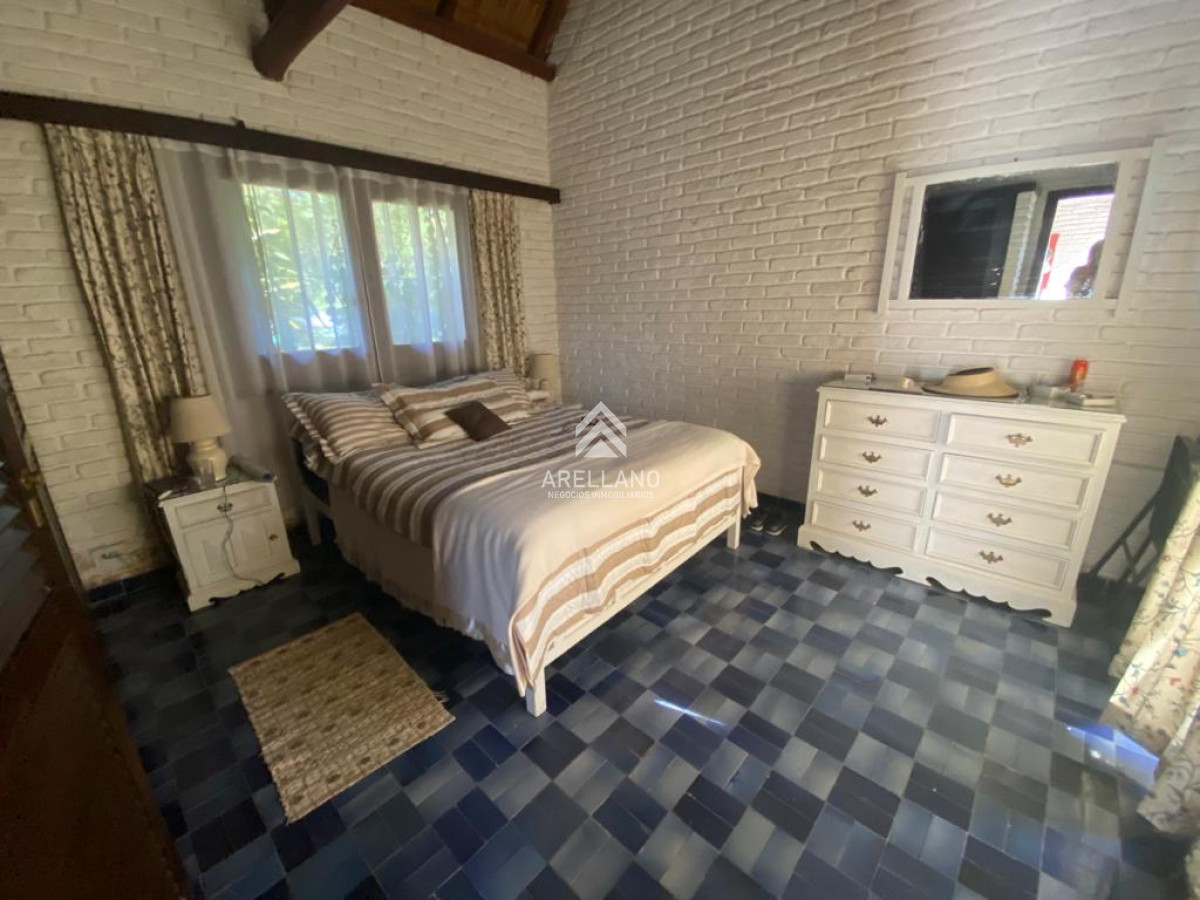 Casa ID.4125 - Casa en Pinares 3 dormitorios con piscina cerca del mar