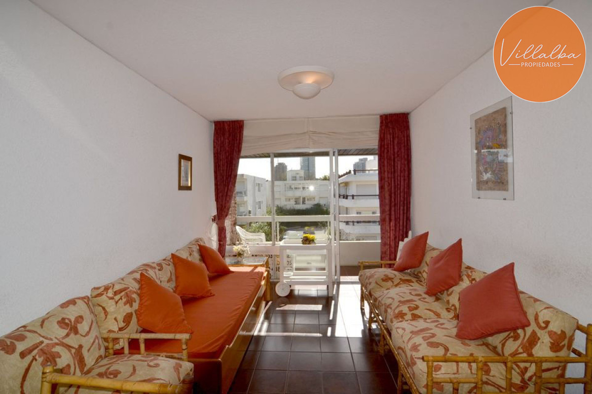 Apartamento ID.3529 - Excelente apartamento ubicado en Aidy Grill, a pasos de todo. 