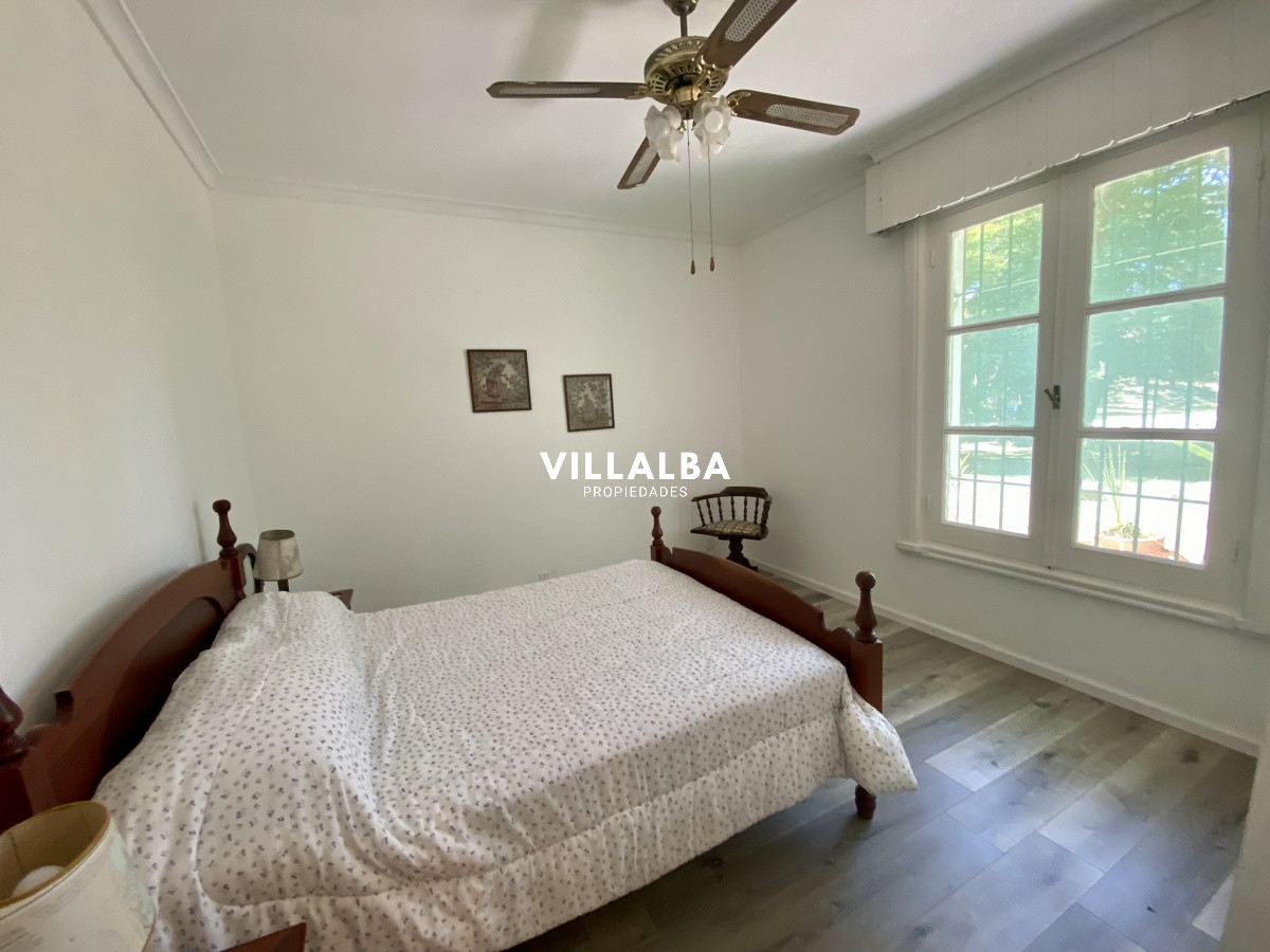 Casa ID.1711 - Hermosa propiedad en el corazón de Playa Mansa 