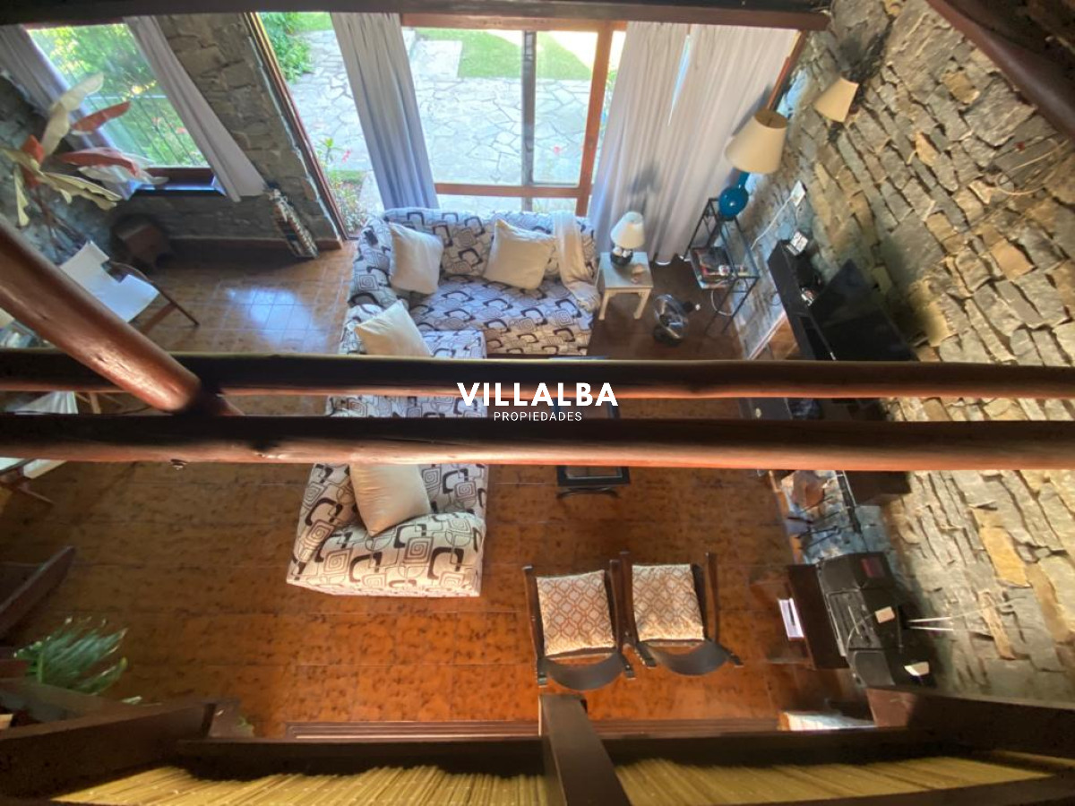 Apartamento ID.3360 - Casa en Pinares 3 dormitorios con piscina y parrillero, ideal para tus vacaciones!